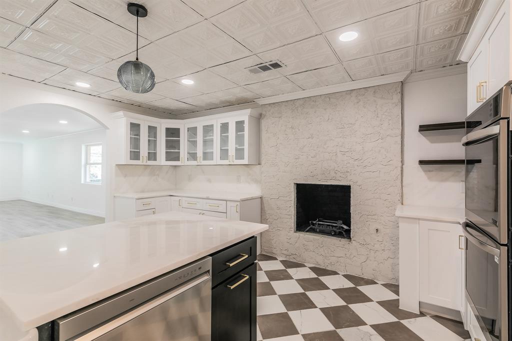 Cedar Heights Acreage - Residential