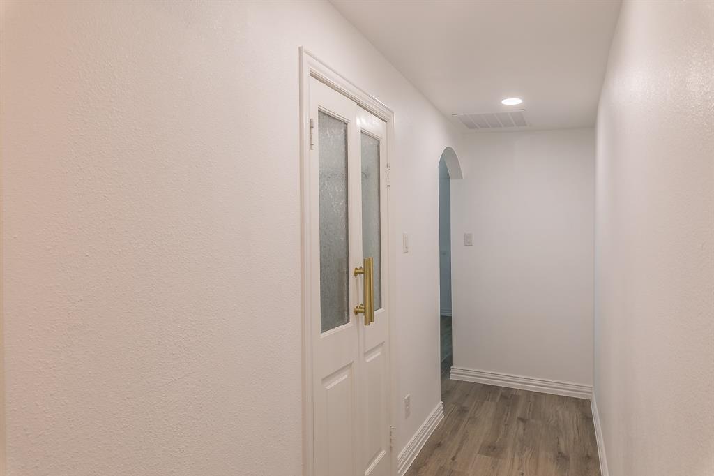 Cedar Heights Acreage - Residential