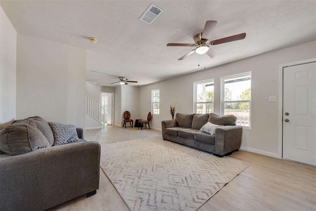 506 N Fm 156