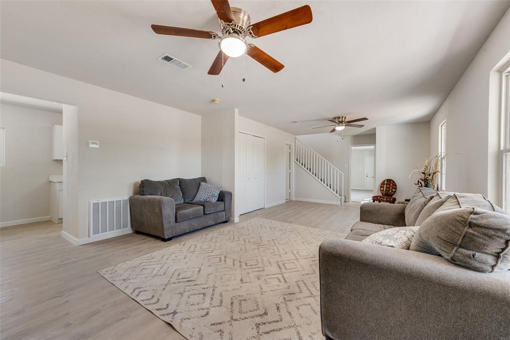 506 N Fm 156