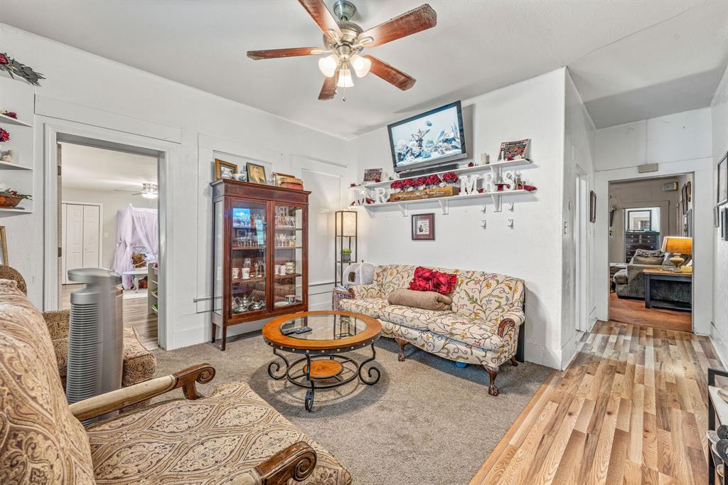 Central Deleon - Residential