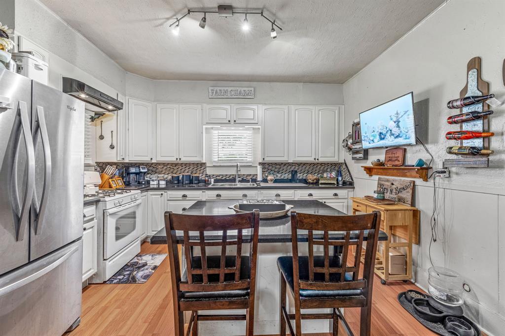 Central Deleon - Residential