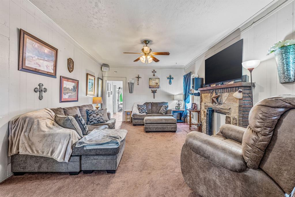 Central Deleon - Residential