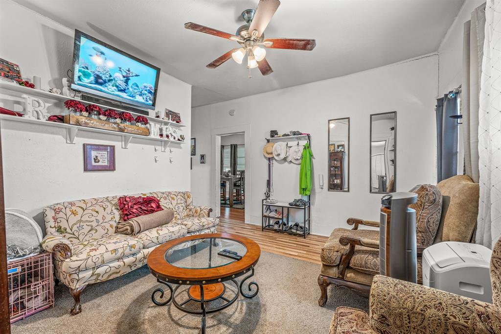 Central Deleon - Residential