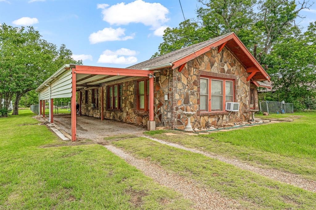 Central Deleon - Residential