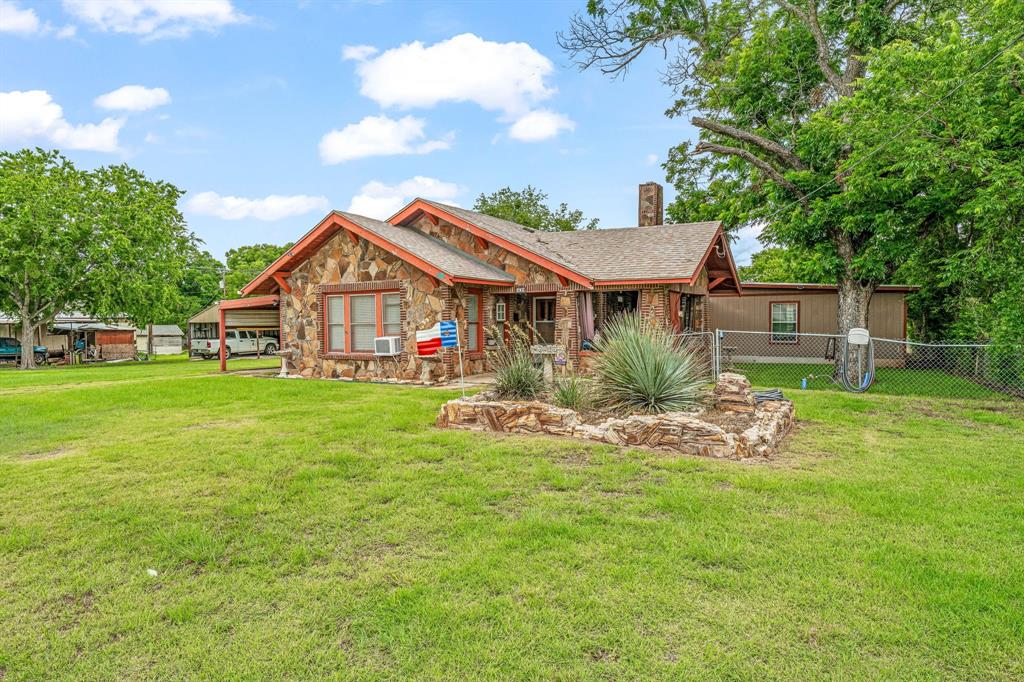 Central Deleon - Residential