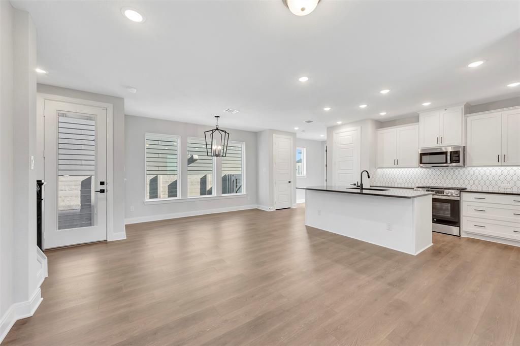 Painted Tree-Woodland West - Residential