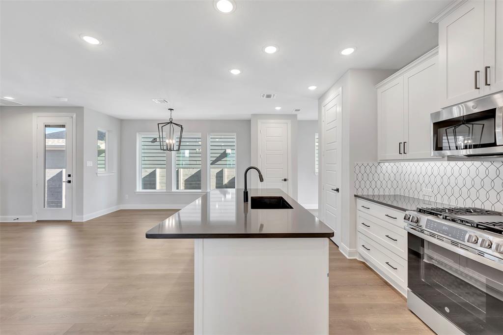 Painted Tree-Woodland West - Residential