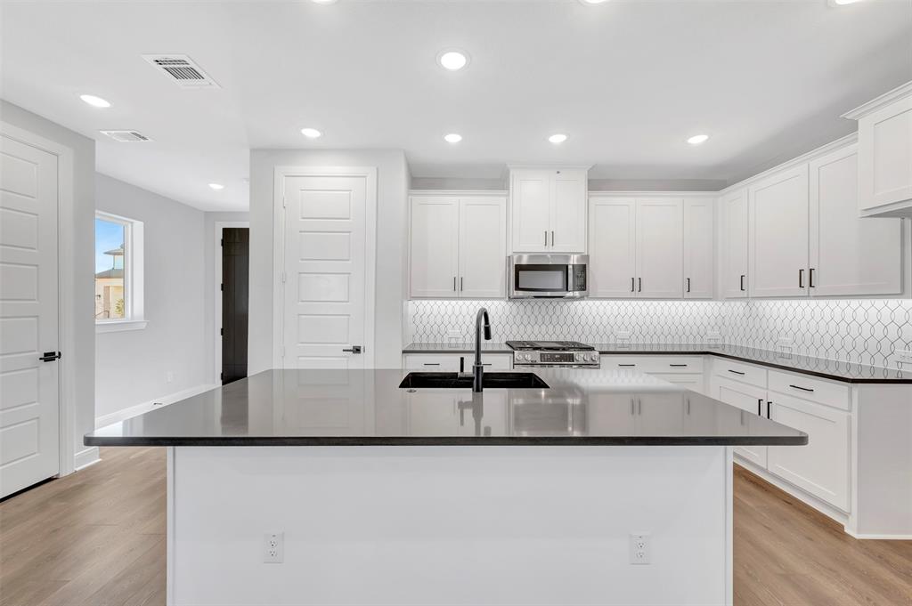 Painted Tree-Woodland West - Residential