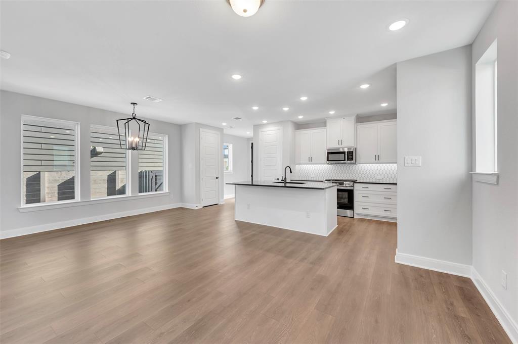 Painted Tree-Woodland West - Residential