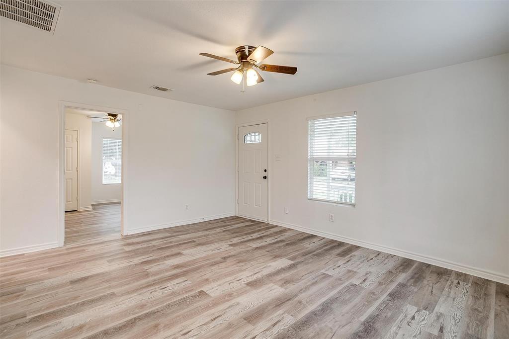 345 N Field