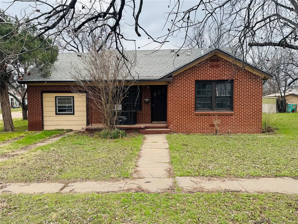 306 N D Avenue