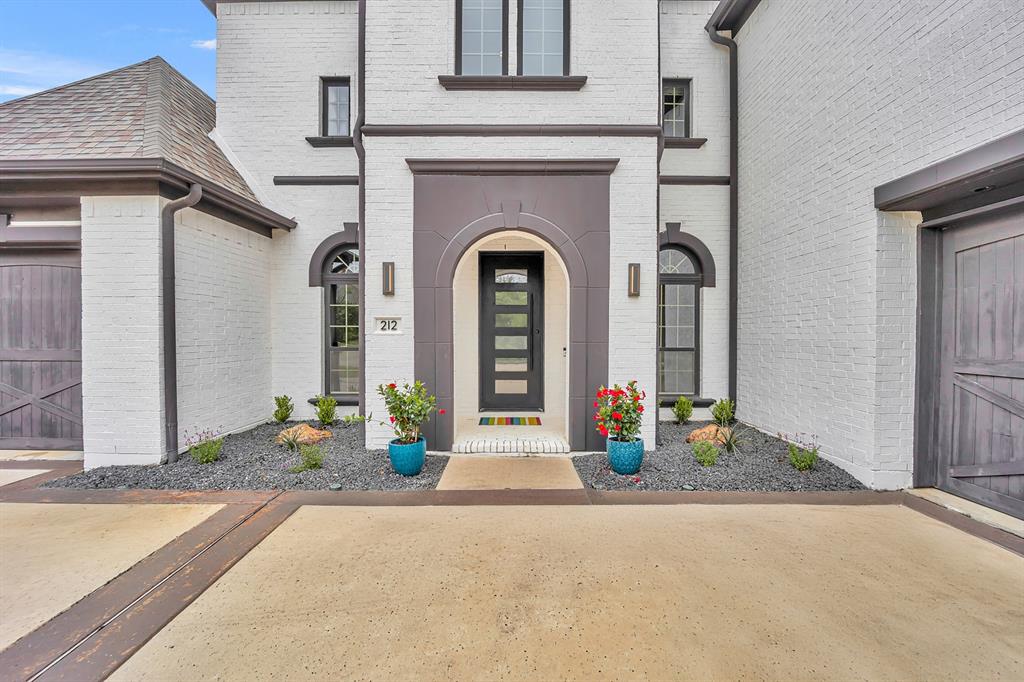 212 Saint Tropez Drive