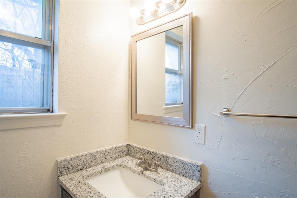 Crestwood Estates Add - Residential Lease