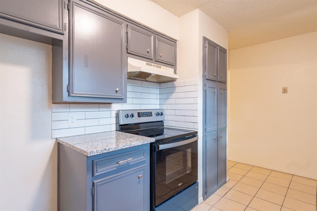 Crestwood Estates Add - Residential Lease