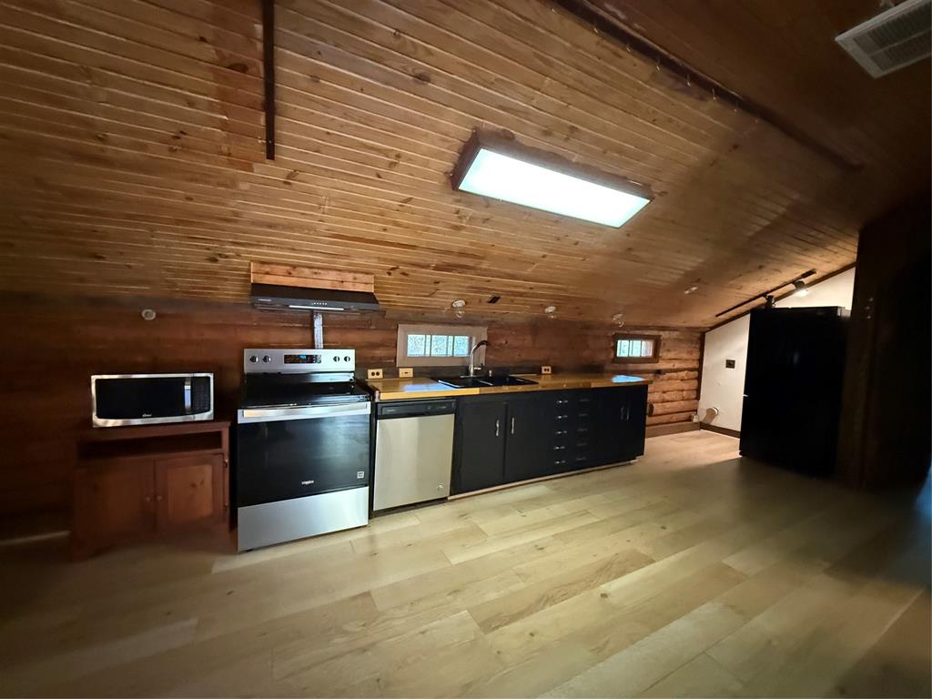 Holly Lake Ranch - Residential