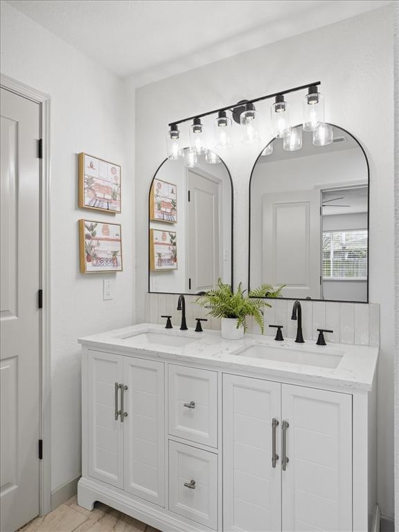 Casa Loma Estates Rep - Residential