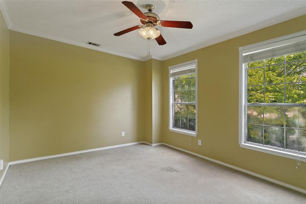 2 Oxford Circle