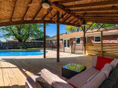 Photo of 6620 Bernadine Drive, Watauga, TX 76148 (MLS # 21219261)
