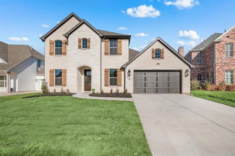 906 Highlands Avenue Aledo TX 76008