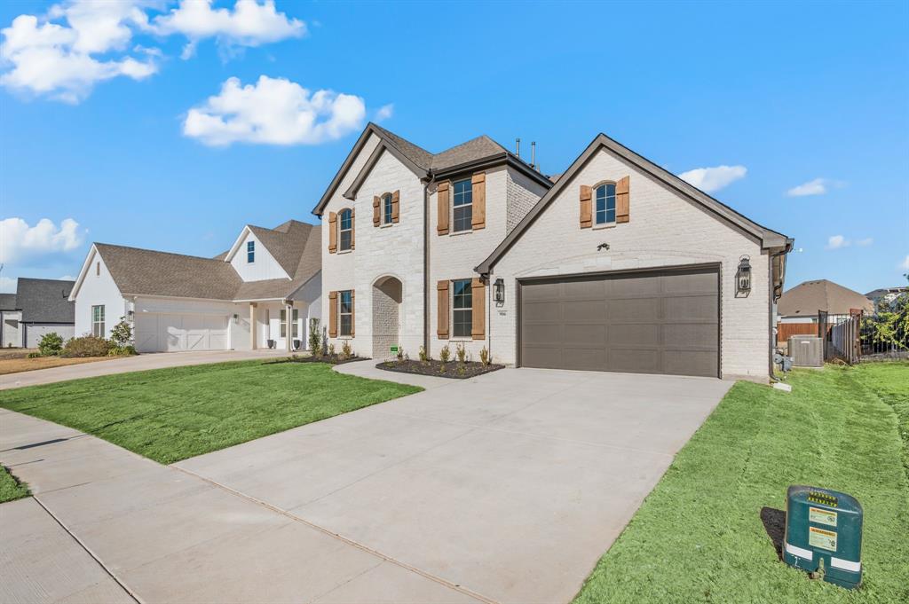 906 Highlands Avenue