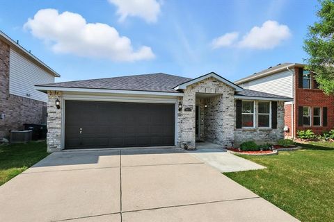 1956 Ramada Trail Fort Worth TX 76247