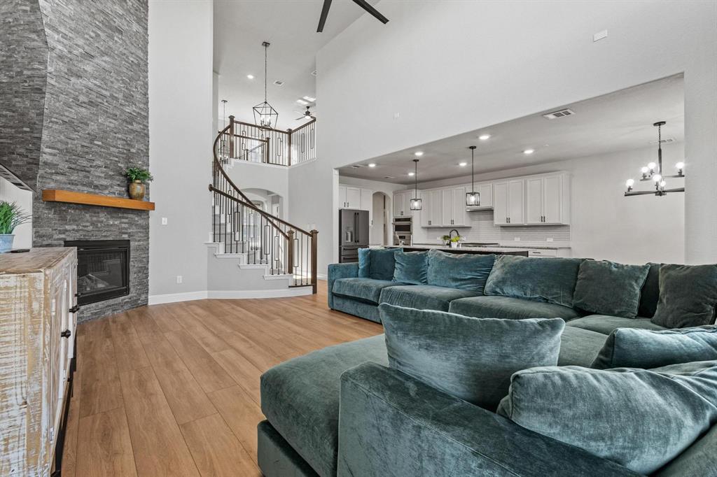 3204 Creek Meadow Drive