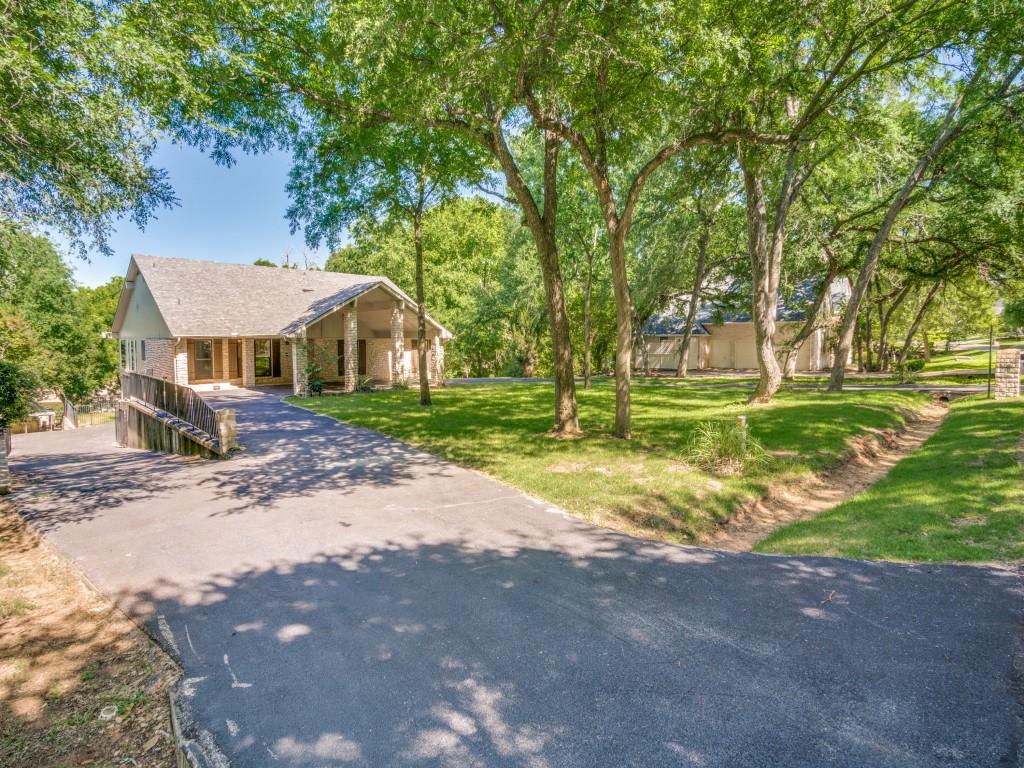 7710 Ravenswood Road