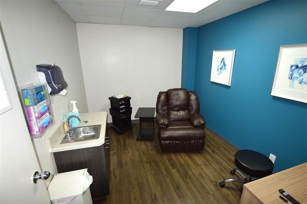 Walnut Med Bldg-Walnut Med Condos - Commercial Sale