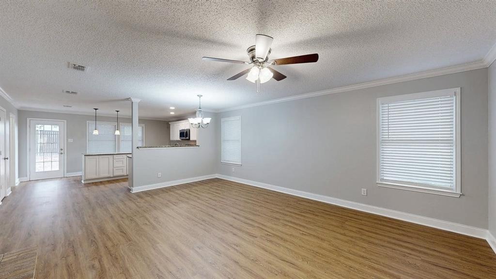 Creek Hollow Ph 1 - Residential