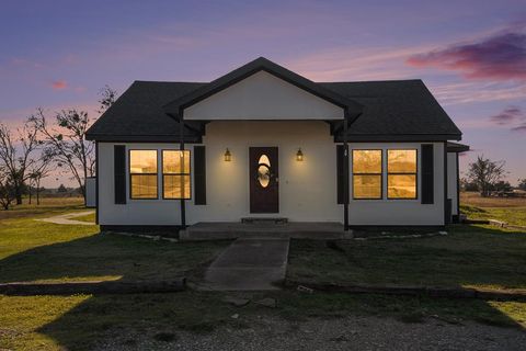 A home in Alvarado