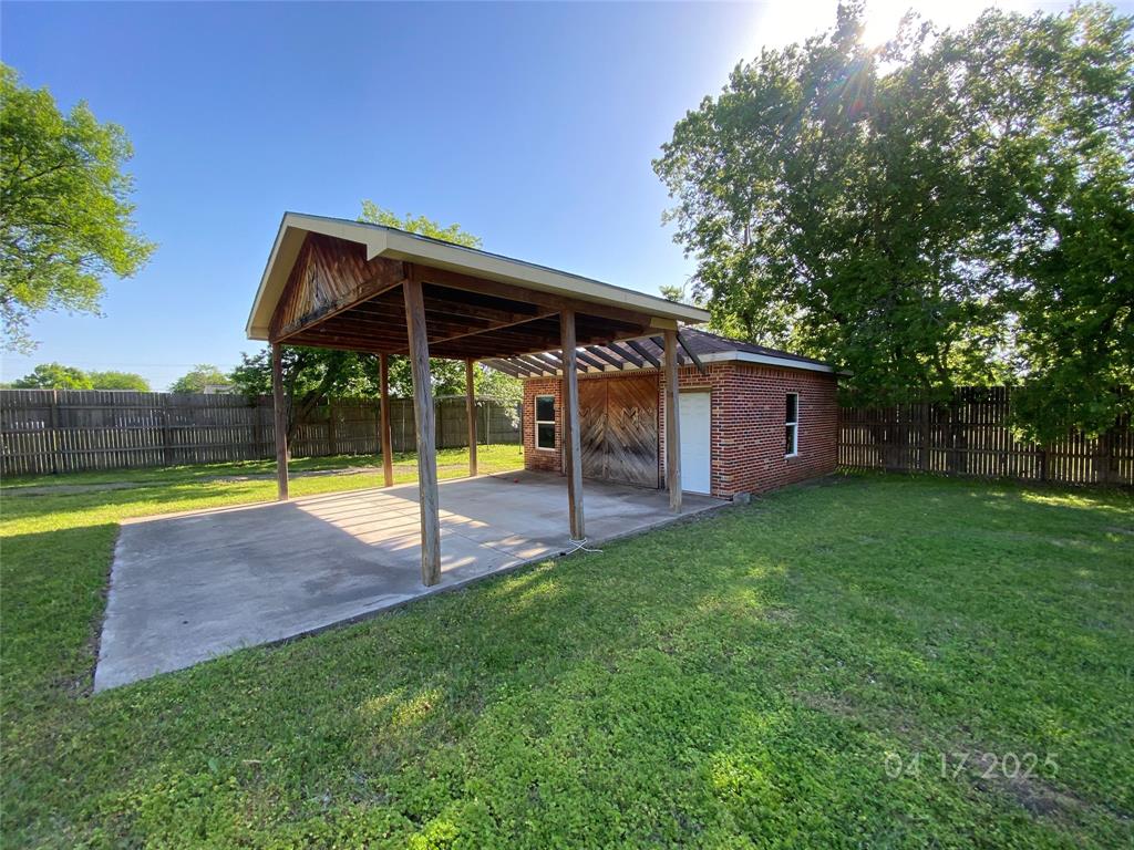 1201 Sandra Lane