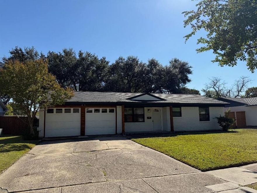 Welcome home family!  I hope you found me easily accessible from whatever direction you came because of my proximity to mayor freeways, roads, local amenities, schools, and parks.  I hope you find me very welcoming with a very nice drive-up appeal, with my cedar trim, and concrete stamped floor entrance.  I hope you find me very modern yet charming.  I want to make you feel cozy and proud of my recently remodeled features throughout.  I've got newish windows, roof, HAVC, flooring, and plumbing.  Just decorate my recently painted walls with your personal touches.  I can hardly wait for you to play on top of your island kitchen countertops.  Very nice tones, if you don't mind my saying.  The pendant lights give it that extra special touch that I knew you would like, and the cross figures on the island cabinetry.  Now get pre-qualified and move into this great home!
Check out our other listings 1845 Wintergreen, 13976 Sundown Trail, and 1408 E. Beltline Road.  All priced right to sell!

Buyer(s) please to verify all information; schools,measurements, ect.