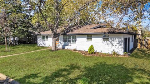 1509 University Drive Arlington TX 76013