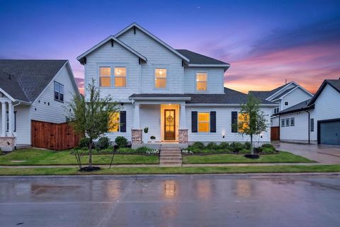 Photo of 13349 Hedgebrook Place, Fort Worth, TX 76008 (MLS # 21255846)