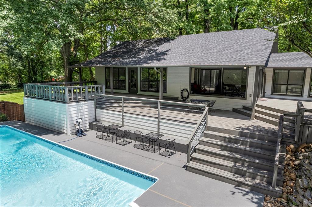 507 Azalea Lane