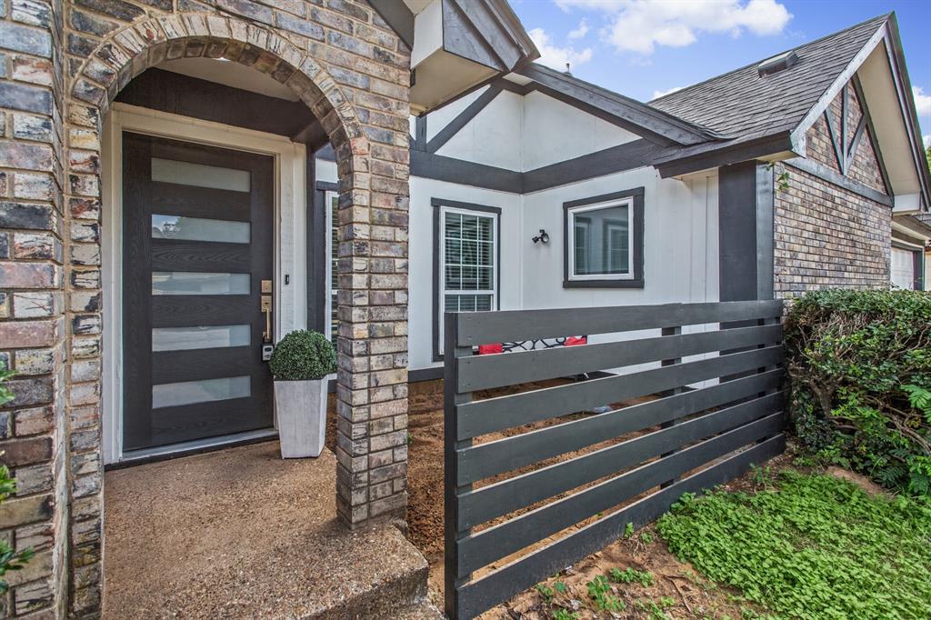 2224 Brigadoon Court