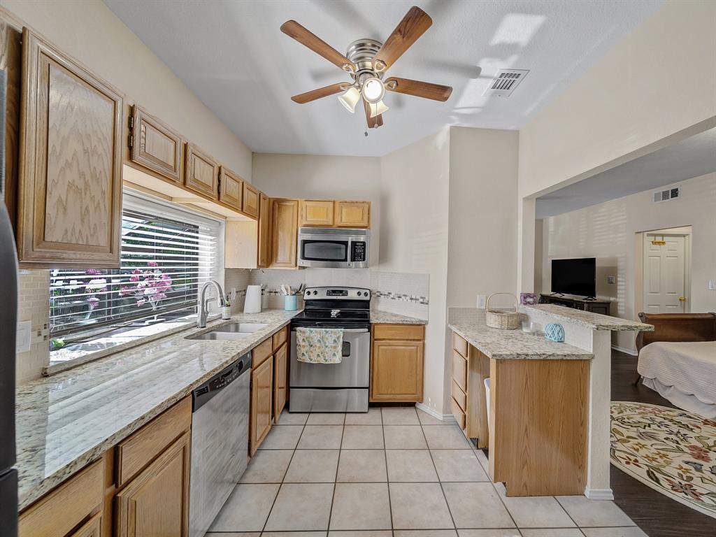 Manorhomes Of Wimbledon Condo - Residential