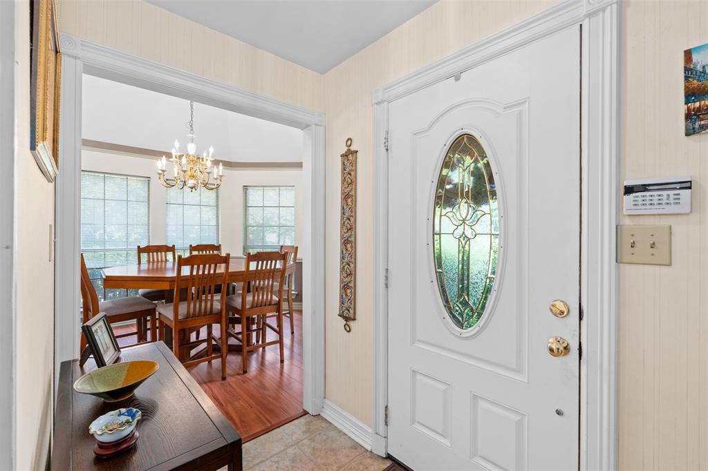 900 Forest Hill Court
