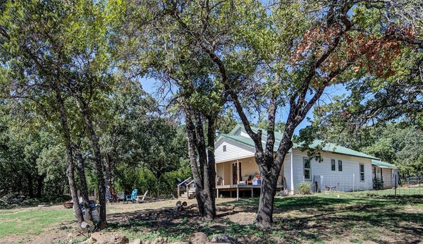 2483 FRUITLAND RD, SUNSET, TX 76270 - Image 2f26d5c4e23adc60b3758a3ce0b2508d/734854027