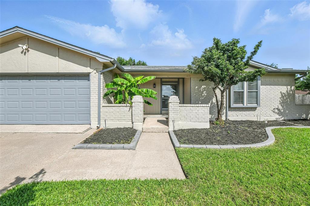 2812 Jasmine Court