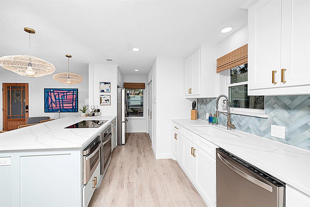 319 Admiral Drive