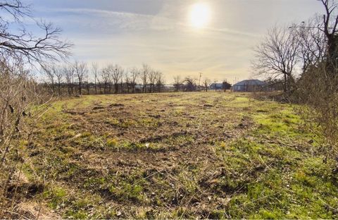 302 Memorial Street Riesel TX 76682