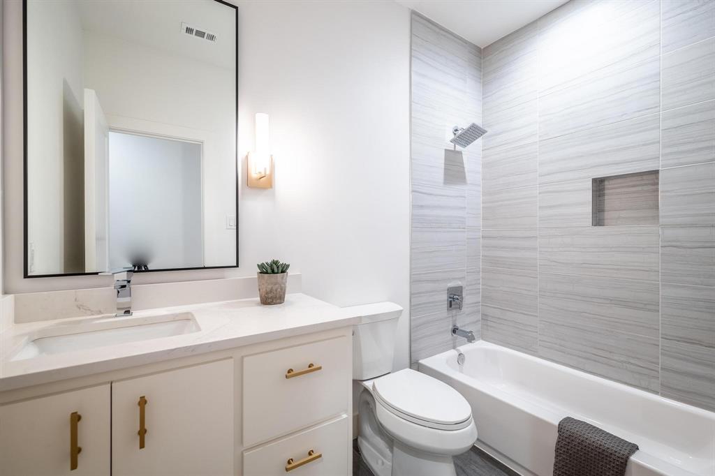 Lakeshore Hills Rev - Residential