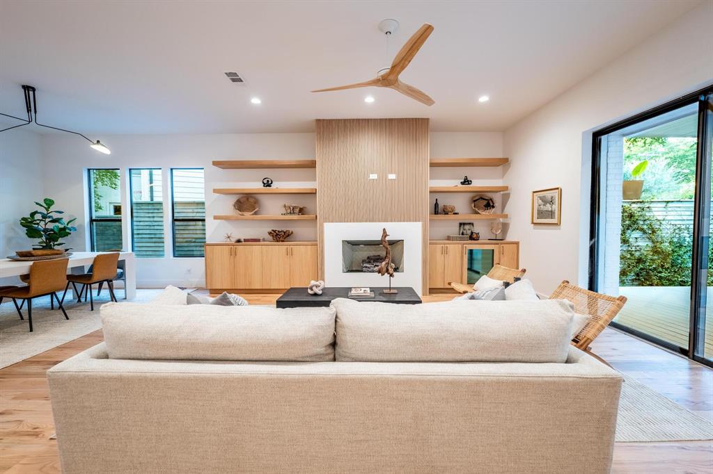 Lakeshore Hills Rev - Residential