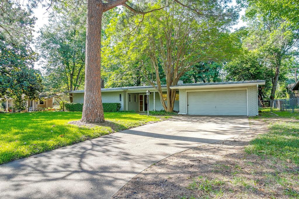 1100 Mockingbird Lane
