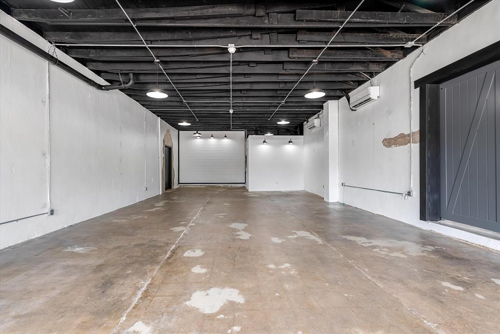 180 W Tyler Street