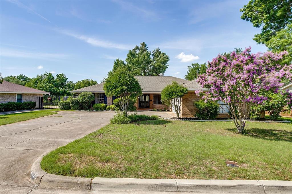 4424 Foxfire Way