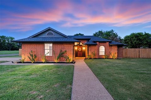 100 Deer Creek Waco TX 76705