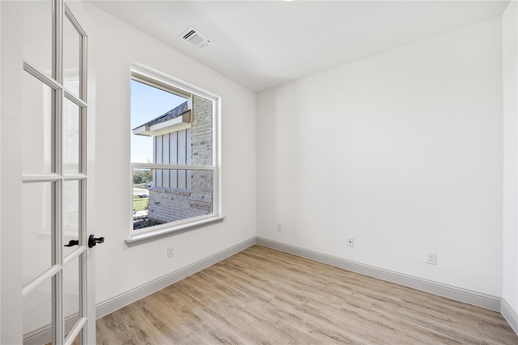 8000 Ranch View Place